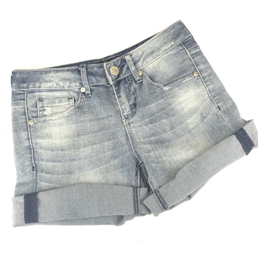 Seven7 Women's 2 Medium Wash Bermuda Shorts